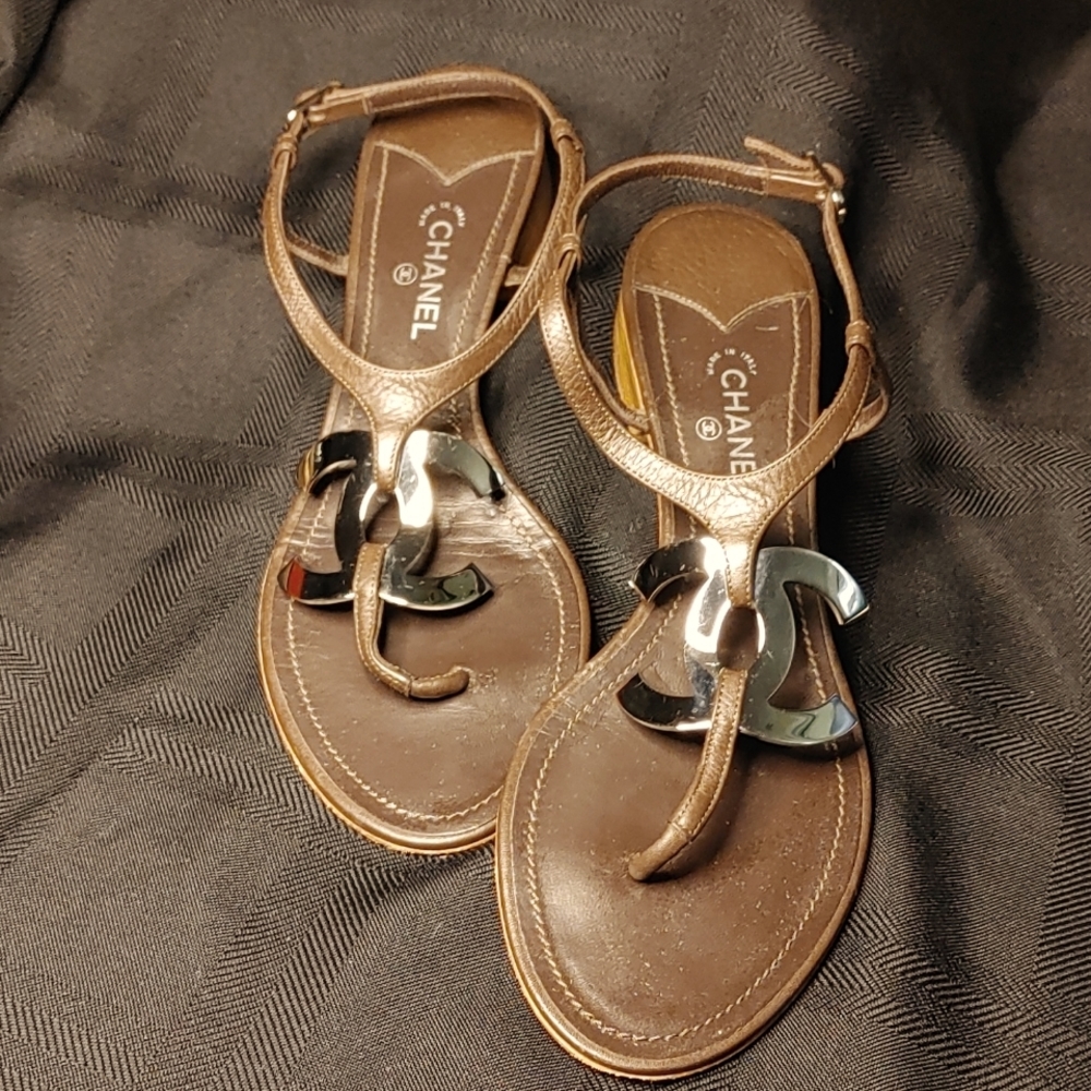 Chanel T strap sandles size 381/2